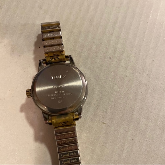 Timex Indiglo CR1216 women’s watch